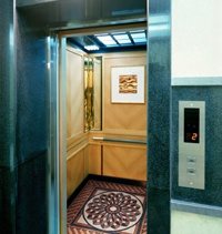 Керамический декор в лифте!
